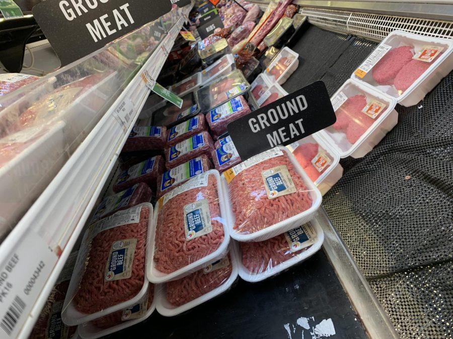 The+meat+section+in+the+Urbana+Giant.