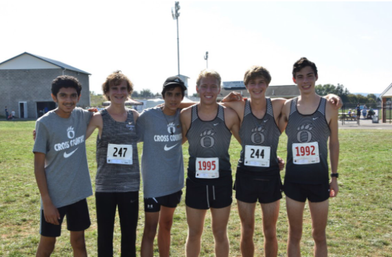 The Bears Varsity Team prepares to run the Central Maryland Conference Championship at Boonsboro High School. Left to Right: Aryaman Kantawala, David Tressler, Benjamin Llerena, Reed Fliegel, Conner Pamplin, Ryan Brightman. (Not pictured: Nicholas Moyer)

