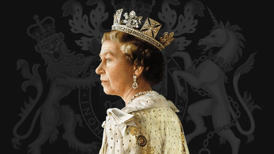 Queen Elizabeth II in her youth in front of the royal familys crest.