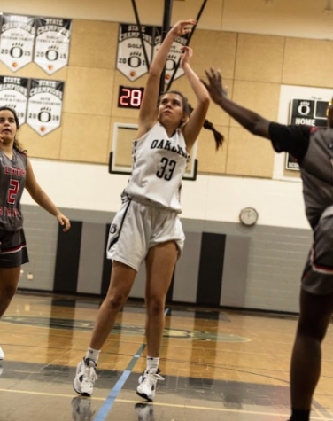 #33 Kaitlyn Staiger
Freshman Kaitlyn Staiger is a versatile and strong player who is great at rebounding the ball and defense. 
